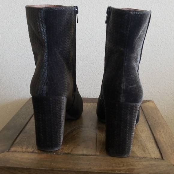 Donated! Lucky Brand Velvet Booties - Picture 6 of 9